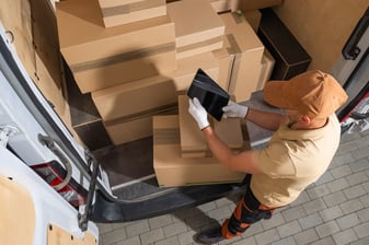 Case Study: Fashion Brand Adrianna Papell Enhances Inventory and Reduces Return Rates by Dressing Up Returns Data